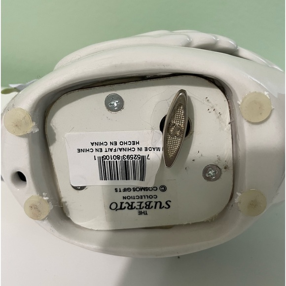 A musical box 5”x6” - Picture 3 of 3